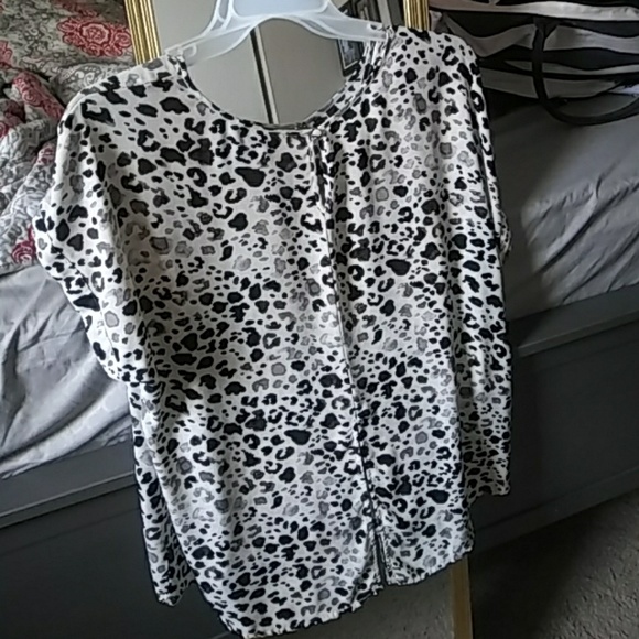 Blouse - Picture 3 of 4